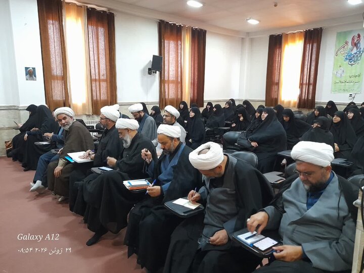 تصاویر / دیدار مدیر حوزه های علمیه خواهران کشور با مدیر ،طلاب واساتید حوزه خواهران استان قزوین