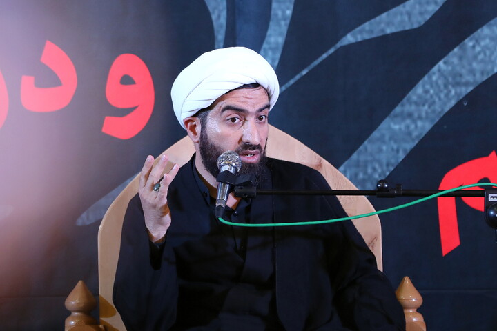 تصاویر/  شب دوم مراسم عزاداری سیدالشهدا(ع) در هیأت هنر و رسانه قم