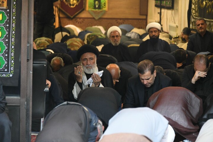 تصاویر |دومین روز اقامه عزای حسینی در دفتر امام جمعه اصفهان