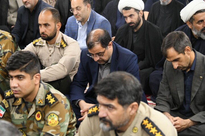 تصاویر |دومین روز اقامه عزای حسینی در دفتر امام جمعه اصفهان