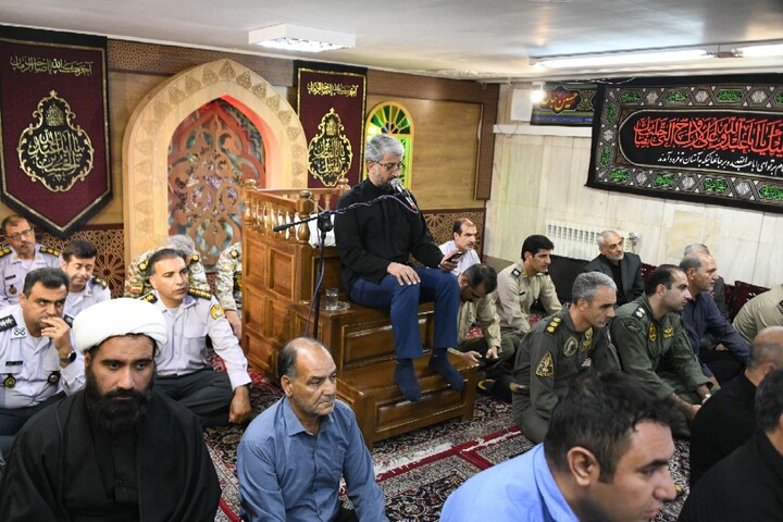 تصاویر |دومین روز اقامه عزای حسینی در دفتر امام جمعه اصفهان