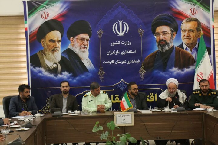 تصاویر/ حضور امام جمعه کلاردشت در جلسات «جلسه شورای اقامه نماز» و «نشست قرارگاه مدیریت محله محور»