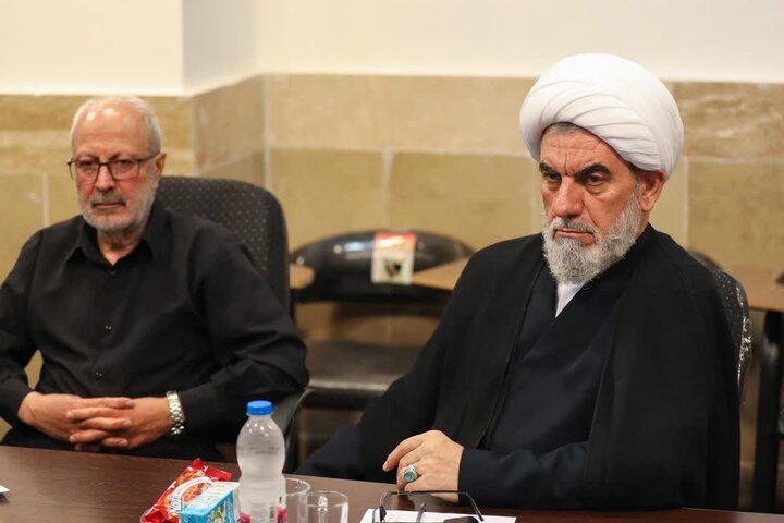 تصاویر /جلسه هیئت امنای حوزه علمیه خواهران استان قزوین با حضور  مدیر حوزه های علمیه خواهران کشور وامام جمعه قزوین