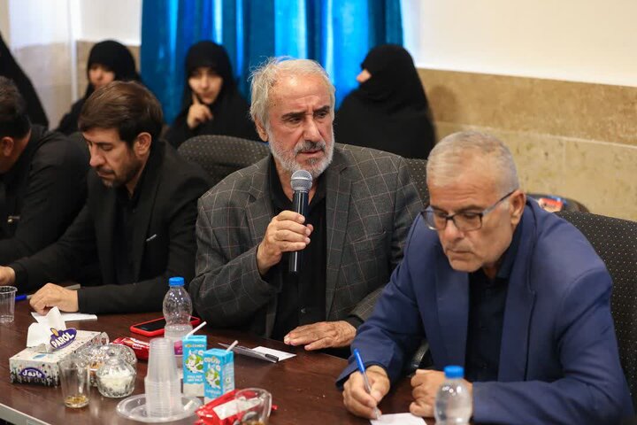 تصاویر /جلسه هیئت امنای حوزه علمیه خواهران استان قزوین با حضور  مدیر حوزه های علمیه خواهران کشور وامام جمعه قزوین