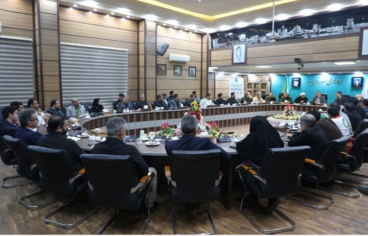 تصاویر/ نشست هماهنگی جهت حضور در تشییع پیکر رهبر شهید در فرمانداری یزد برگزار شد