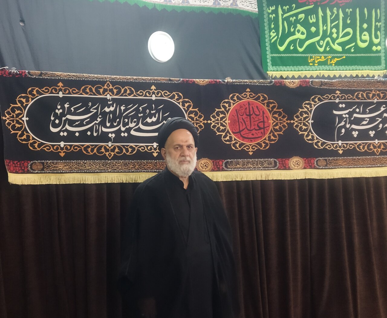 خدمت رسانی متنوع مسجد آشتیانی‌ها به زائران رهبر شهید