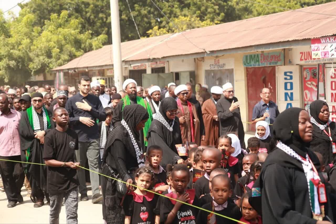 Sheikh Mkuu wa TIC Aongoza na Kushiriki Matembezi ya Amani ya Ashura Temeke; Ujumbe wa Umoja na Haki Watolewa + Picha