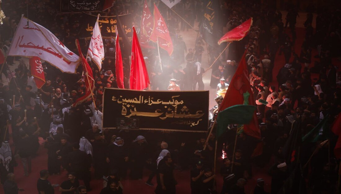 انطلاق موكب عزاء بني أسد ومواكب العشائر العراقية في ذكرى دفن الأجساد الطاهرة للإمام الحسين (عليه السلام) وأصحابه (فيديو وصور)