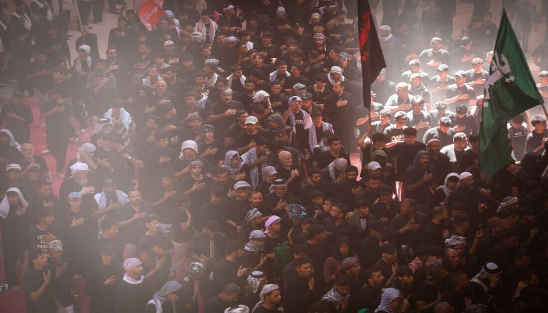 انطلاق موكب عزاء بني أسد ومواكب العشائر العراقية في ذكرى دفن الأجساد الطاهرة للإمام الحسين (عليه السلام) وأصحابه (فيديو وصور)