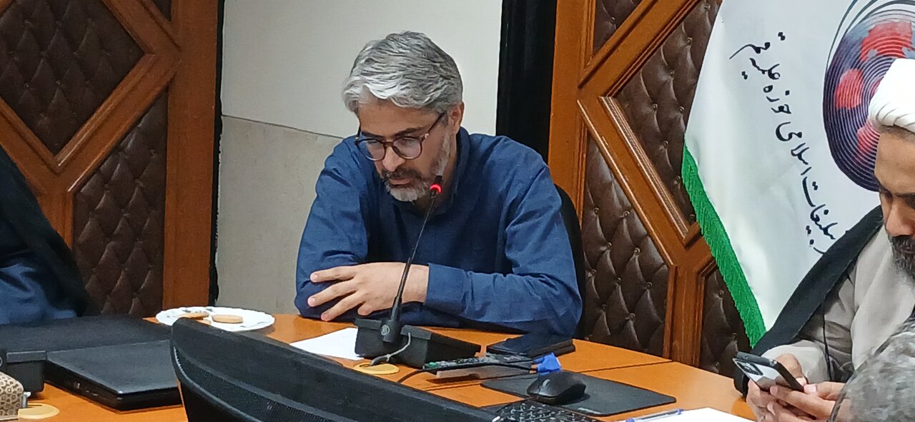 تشییع رهبر شهید، فرصت تحول نهادهای علمی است