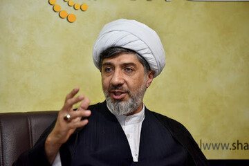 حضور میهمانان خارجی در مراسم تشییع «امام شهید ایران»/ روایت بین‌المللی حوزه از مکتب مقاومت به چند زبان جهان