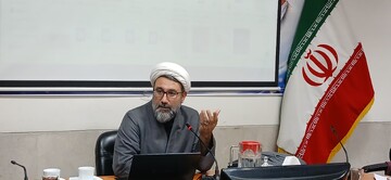 حوزه‌های علمیه باید هندسه فکری رهبر شهید را تبیین کنند