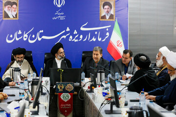 لزوم استمرار تعامل مدیریت استان و ائمه جمعه برای ارتقای خدمت‌رسانی