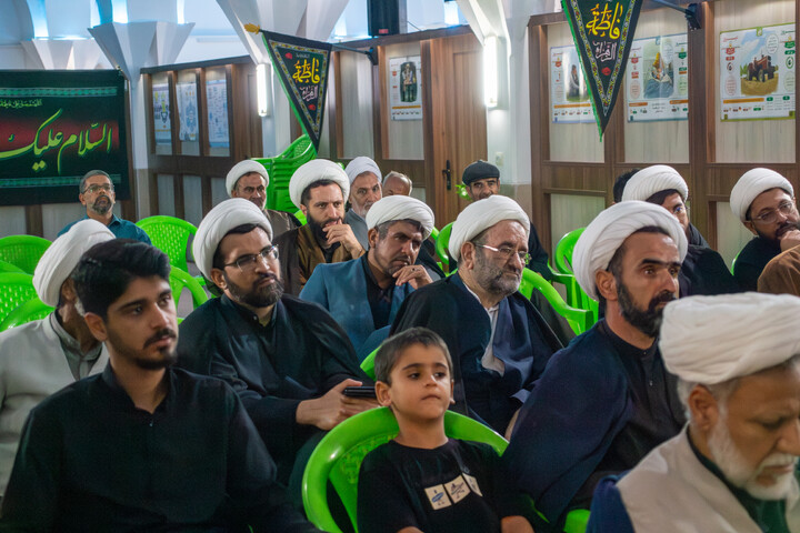 تصاویر/ دیدار حجت الاسلام مهدی طائب با ائمه جماعات شهر کرمان