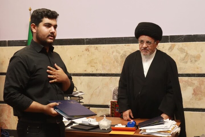 تصاویر / تکریم خانواده‌های شهدای «جنگ رمضان» در بناب با حضور مدیرکل ستاد اجرایی فرمان امام(ره) استان آذربایجان شرقی
