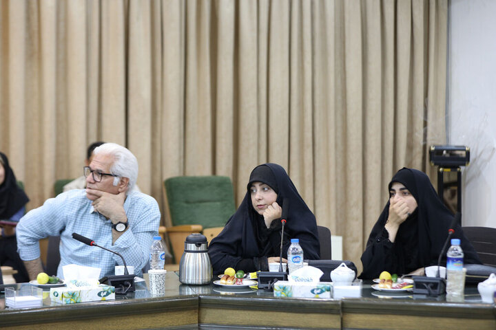 تصاویر/ محفل شعر «باید برخاست»