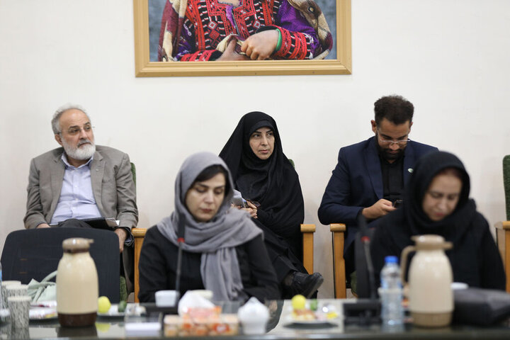 تصاویر/ محفل شعر «باید برخاست»