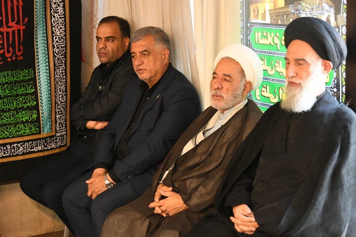 تصاویر|سومین روز اقامه عزای حسینی در دفتر امام جمعه اصفهان