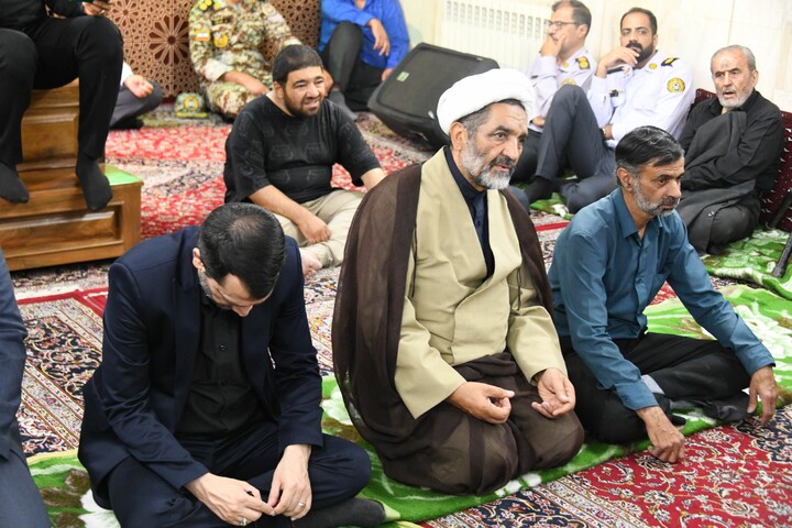 تصاویر|سومین روز اقامه عزای حسینی در دفتر امام جمعه اصفهان