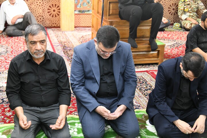 تصاویر|سومین روز اقامه عزای حسینی در دفتر امام جمعه اصفهان