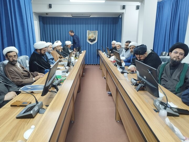 مدیران مدارس علمیه سیستان و بلوچستان با رئیس مرکز راهبری جذب حوزه‌های علمیه دیدار کردند