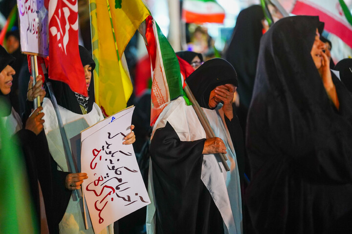 تصاویر/ تجمع باشکوه مردم نیروگاه قم در چله سوم شهادت قائد امت و شهدای جنگ رمضان