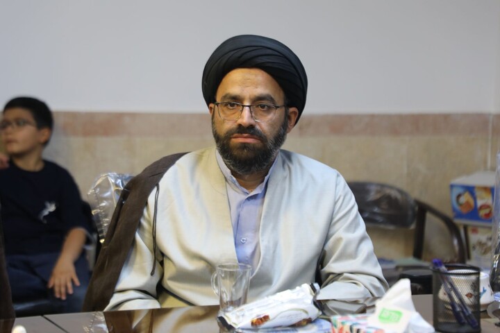 تصاویر/ نشست بصیرتی به مناسبت فرارسیدن هفته قوه قضائیه برگزار شد