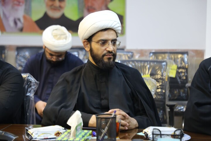 تصاویر/ نشست بصیرتی به مناسبت فرارسیدن هفته قوه قضائیه برگزار شد