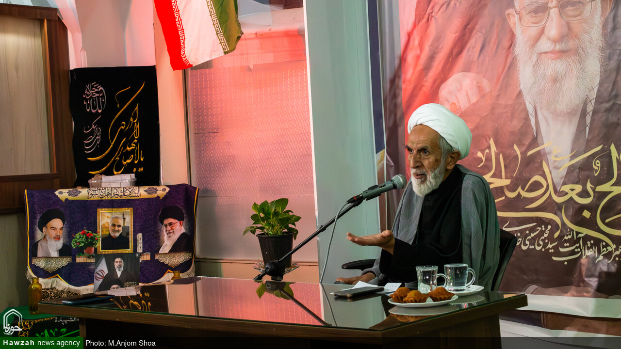 دشمن در تقابل با جمهوری اسلامی به استیصال رسیده است