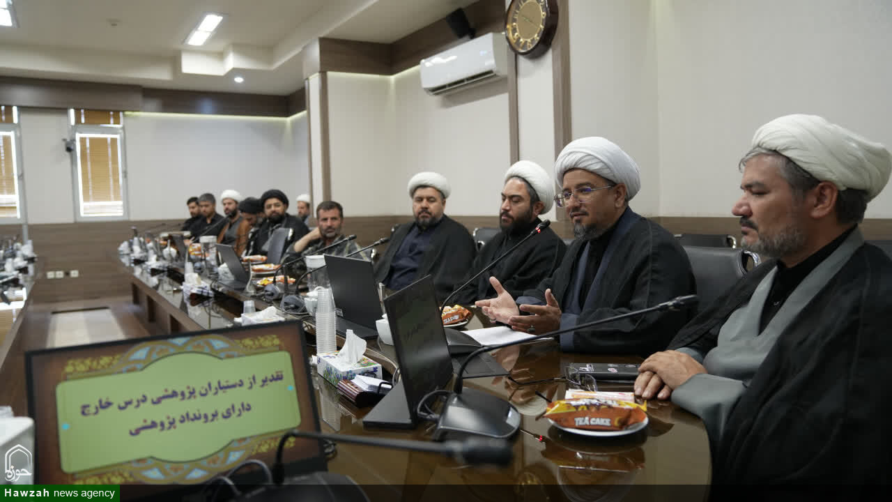 تداوم سنت تقریرنویسی، زمینه‌ساز تولید آثار ماندگار علمی در درس خارج است