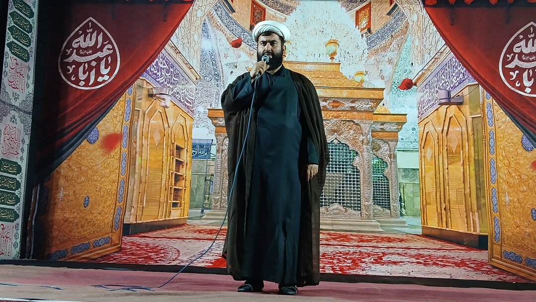 تجمعات باید حلقه اتصال مردم با امام زمان(عج) باشد