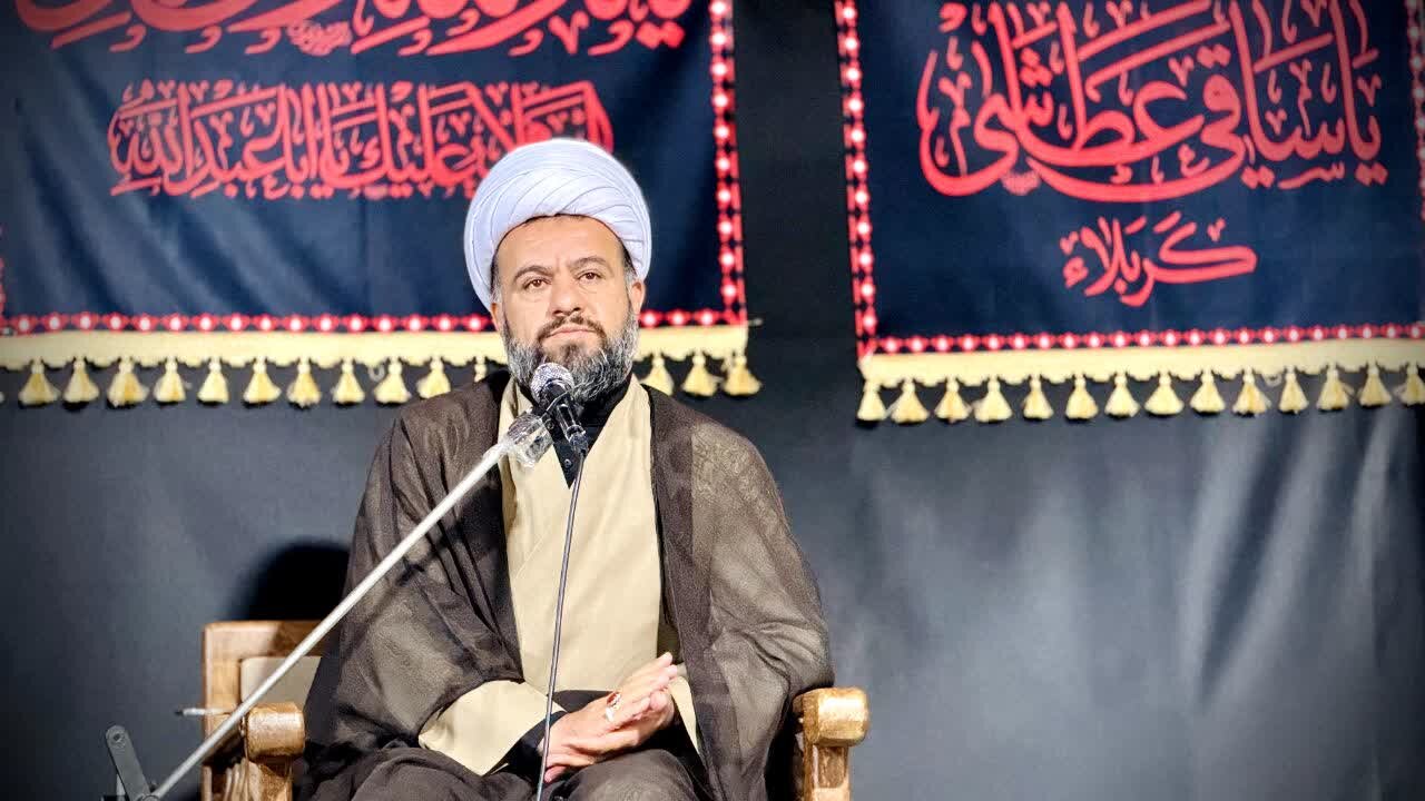 تبعیت از رهبری معظم موجب خنثی‌شدن توطئه‌های دشمنان می‌شود