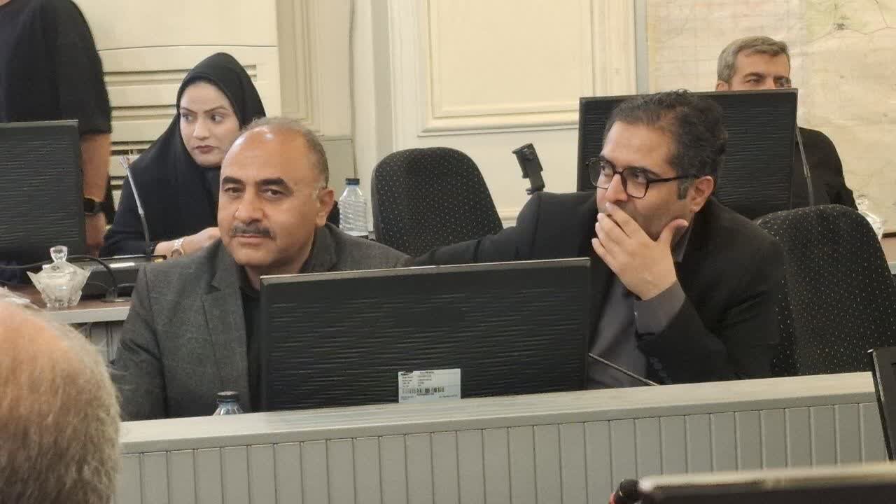 پیش بینی تدابیرهای لازم برای شرکت کنندگان در مراسم تشییع رهبر شهید /تشکیل ۱۳ کارگروه تخصصی برای مدیریت مراسم تشییع و بزرگداشت رهبرشهیددراستان اصفهان
