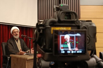 صلح راهبردی با جبهه کفر ممکن نیست