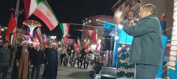 تصاویر/ تجمع شبانه مرزن آباد در نهم تیر ماه