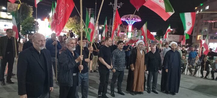تصاویر/ تجمع شبانه مرزن آباد در نهم تیر ماه
