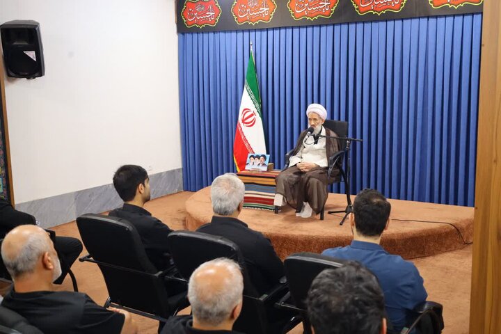 نشست رانندگان با نماینده ولی فقیه در مازندران