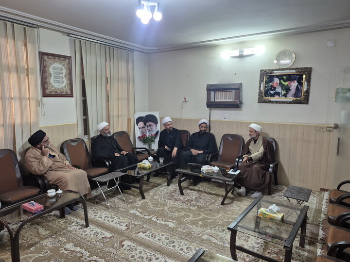 تصاویر/ نشست معاونان تهذیب مدارس علمیه منطقه کاشان
