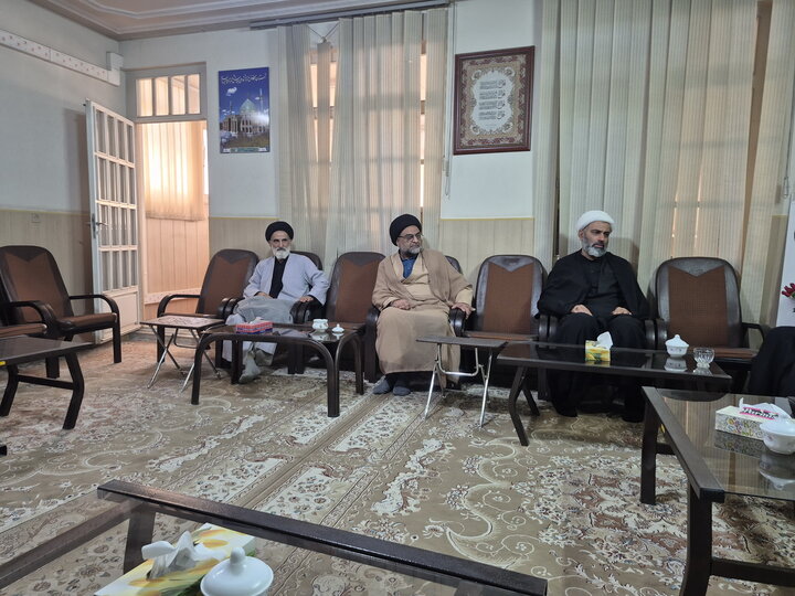 تصاویر/ نشست معاونان تهذیب مدارس علمیه منطقه کاشان