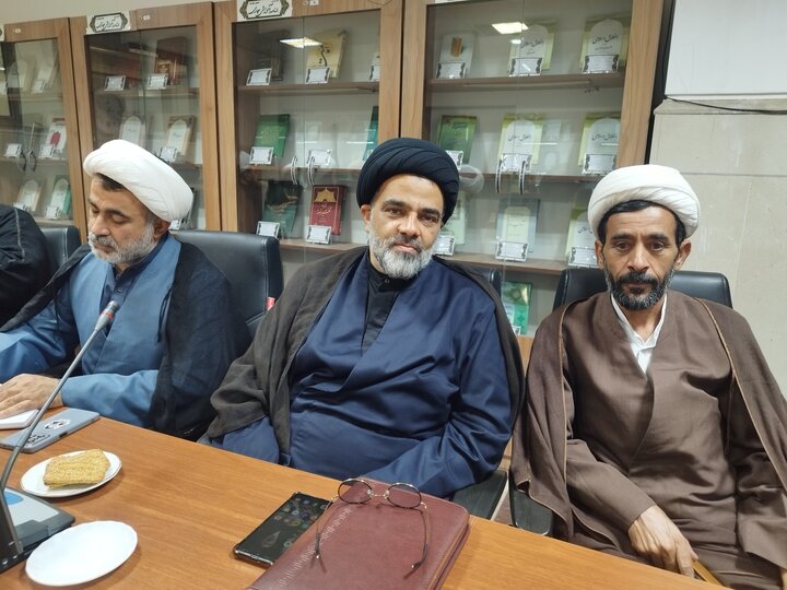 تصاویر/دیدار مدیران مدارس علمیه سیستان و بلوچستان با معاون آموزش حوزه‌های علمیه