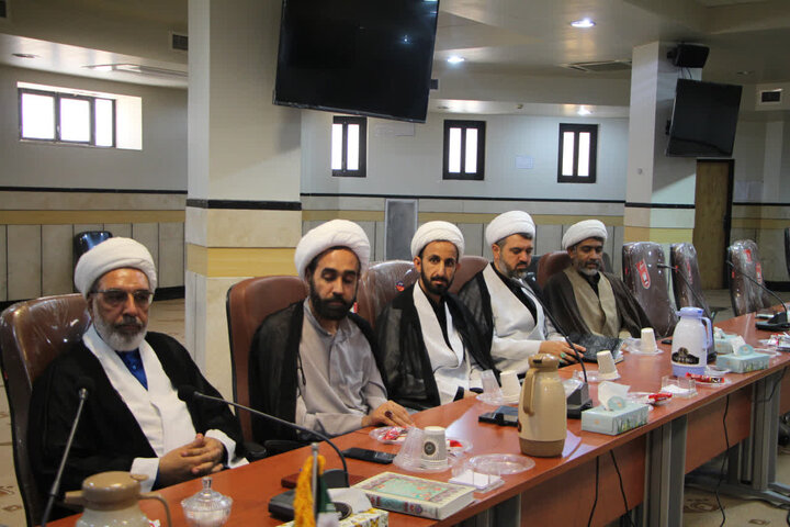 جذب و پذیرش طلاب،راهبرد کلیدی حوزه فارس در مقابله با خلا نیروی انسانی