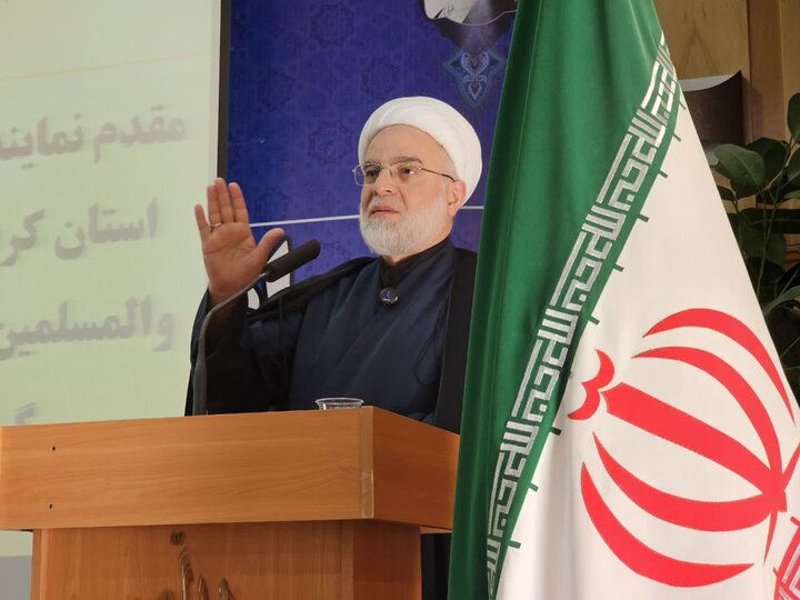 تصاویر/برگزاری مراسم تکریم و معارفه امام جمعه شهرستان قروه