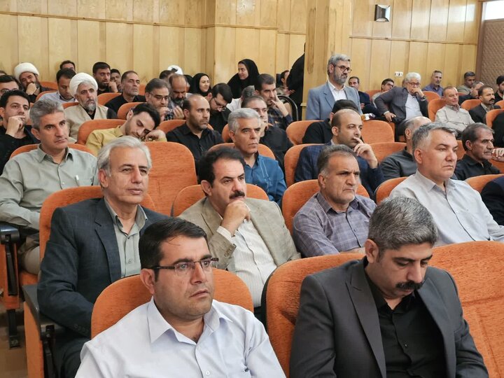تصاویر/برگزاری مراسم تکریم و معارفه امام جمعه شهرستان قروه
