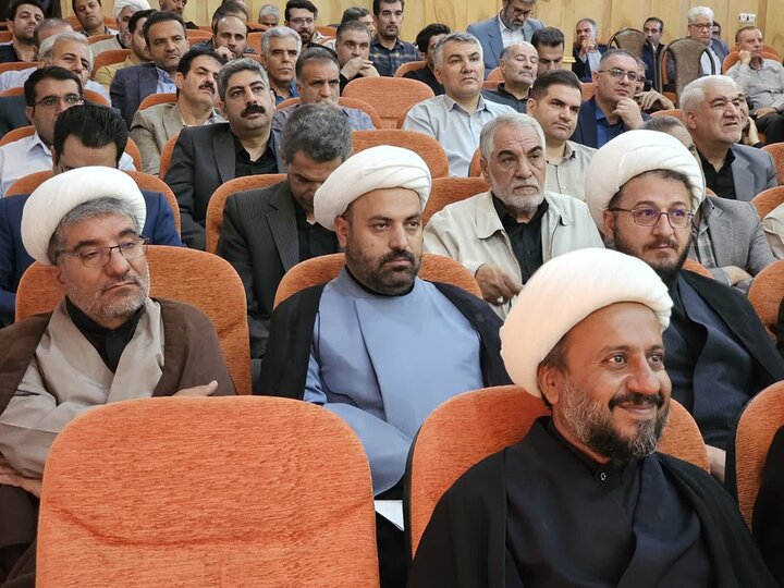 تصاویر/برگزاری مراسم تکریم و معارفه امام جمعه شهرستان قروه