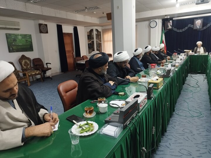 تصاویر/دیدار مدیران مدارس علمیه سیستان و بلوچستان با عضو هیئت رئیسه مجلس خبرگان رهبری