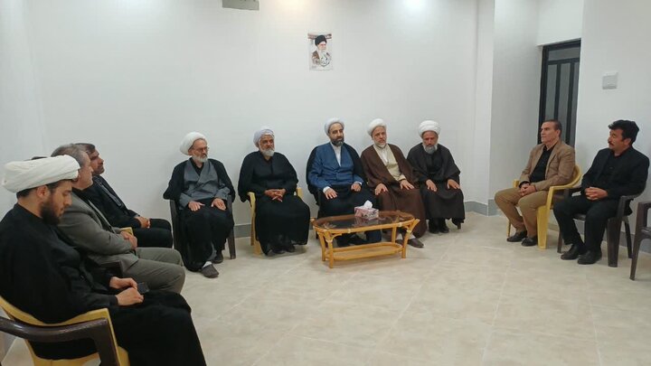 تصاویر/افتتاح سالن اجتماعات و ساختمان جدید دفتر امام جمعه شهرستان زرندیه