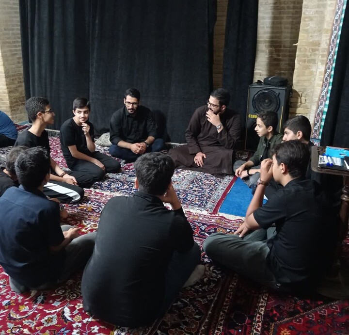 تصاویر / اردوی نخبگانی حفظ قرآن کریم در تویسرکان