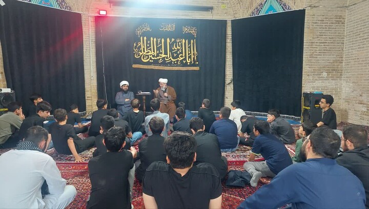 تصاویر / اردوی نخبگانی حفظ قرآن کریم در تویسرکان