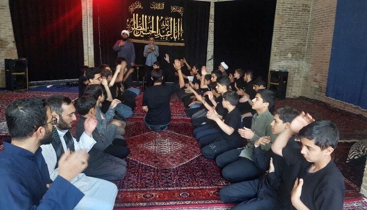 تصاویر / اردوی نخبگانی حفظ قرآن کریم در تویسرکان