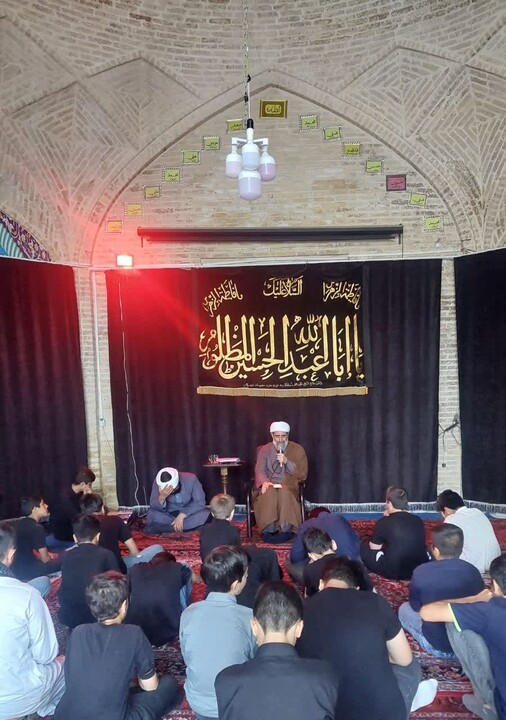 تصاویر / اردوی نخبگانی حفظ قرآن کریم در تویسرکان